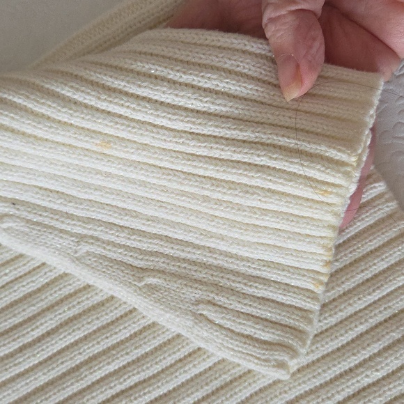 Old Navy off white & glittery material turtleneck sweater - Picture 3 of 11